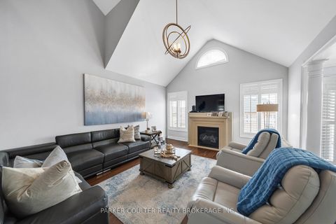 Photo 7 at 49 Victoria Street E, Cookstown, Innisfil
