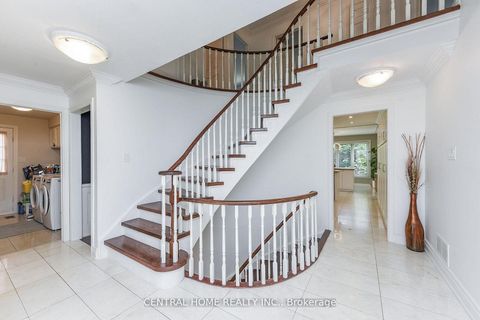 Photo 20 at 4 Robaldon Road, Rosethorn, Toronto