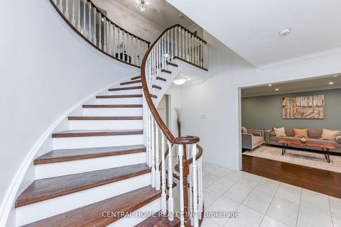Photo 21 at 4 Robaldon Road, Rosethorn, Toronto