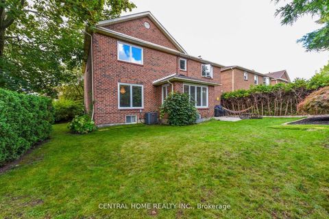 Photo 39 at 4 Robaldon Road, Rosethorn, Toronto