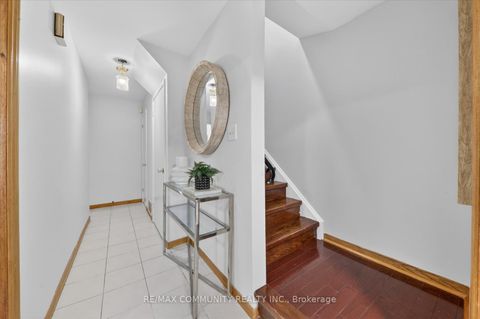 Photo 2 at 99 - 91 L'Amoreaux Drive, L'Amoreaux, Toronto