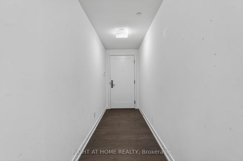 Photo 4 at 512 - 3 Gloucester Street, Yonge Corridor, Toronto