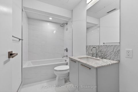 Photo 12 at 512 - 3 Gloucester Street, Yonge Corridor, Toronto
