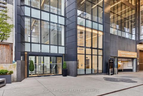 Photo 16 at 512 - 3 Gloucester Street, Yonge Corridor, Toronto