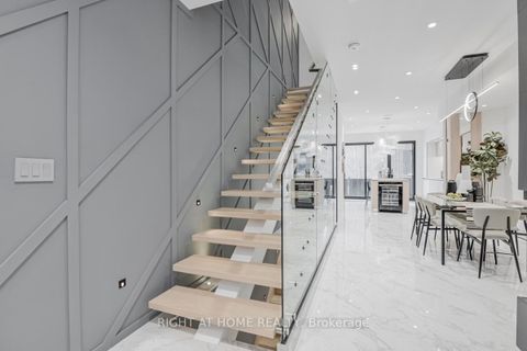 Photo 8 at 675 Huron Street, Annex, Toronto