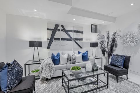 Photo 16 at 675 Huron Street, Annex, Toronto