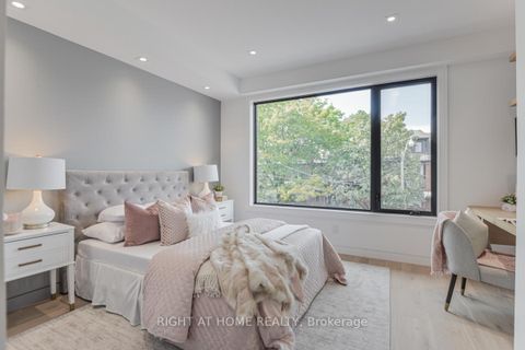 Photo 24 at 675 Huron Street, Annex, Toronto
