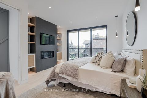 Photo 28 at 675 Huron Street, Annex, Toronto