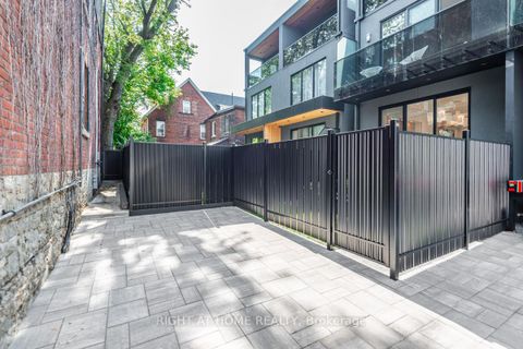 Photo 37 at 675 Huron Street, Annex, Toronto