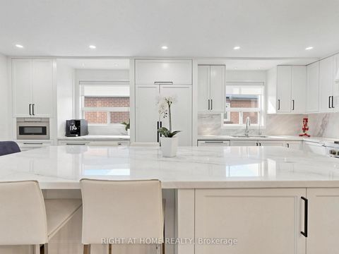 Photo 4 at 59 Terra Road, East Woodbridge, Vaughan