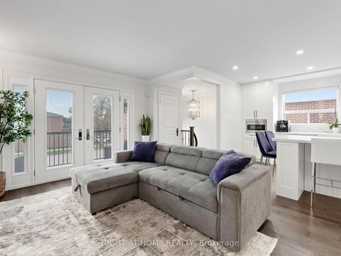 Photo 13 at 59 Terra Road, East Woodbridge, Vaughan