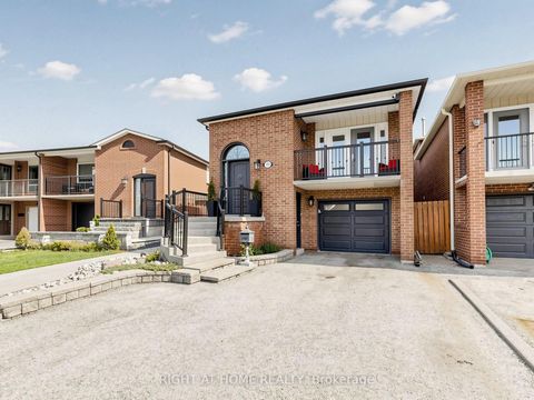 Photo 16 at 59 Terra Road, East Woodbridge, Vaughan