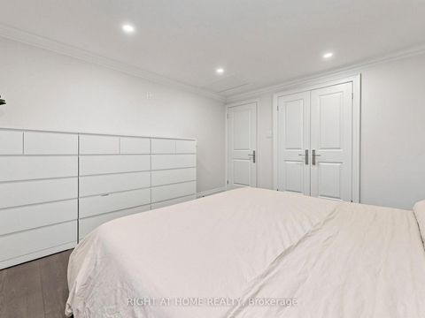 Photo 24 at 59 Terra Road, East Woodbridge, Vaughan