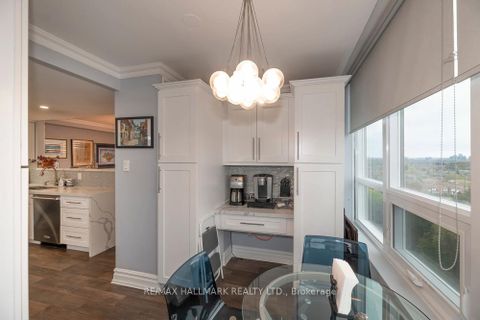 Photo 7 at 1004 - 7601 Bathurst Street, Yorkhill, Vaughan