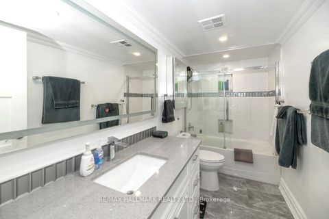 Photo 20 at 1004 - 7601 Bathurst Street, Yorkhill, Vaughan