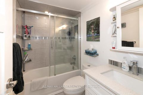 Photo 22 at 1004 - 7601 Bathurst Street, Yorkhill, Vaughan