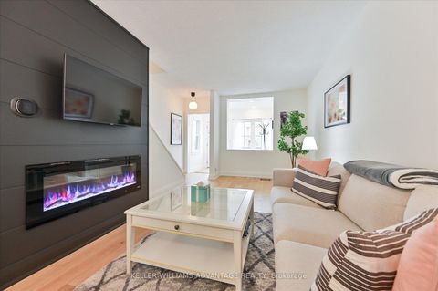Photo 5 at 294 Cedarvale Avenue, Lumsden, Toronto