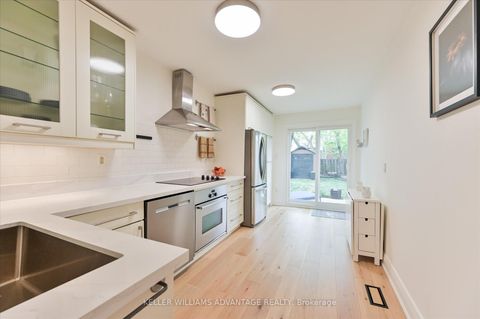 Photo 9 at 294 Cedarvale Avenue, Lumsden, Toronto
