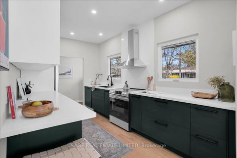 Photo 6 at 664 Breezy Drive, West Shore, Pickering