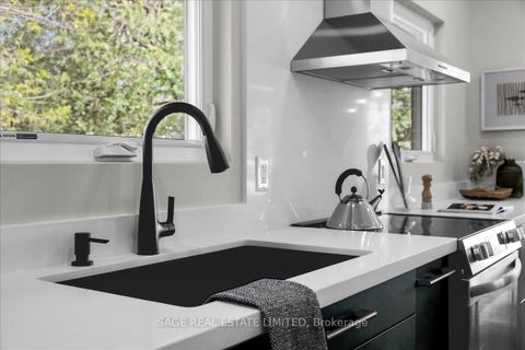 Photo 7 at 664 Breezy Drive, West Shore, Pickering