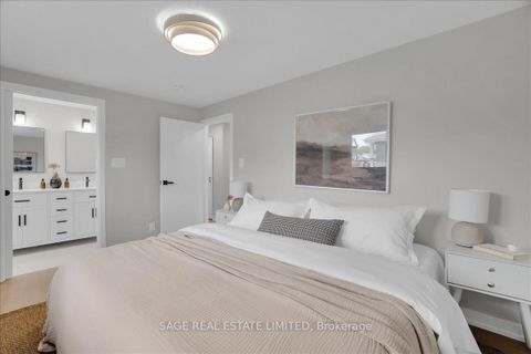 Photo 9 at 664 Breezy Drive, West Shore, Pickering