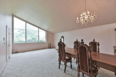 Photo 7 at 56 Grangemill Crescent, Don Mills, Toronto