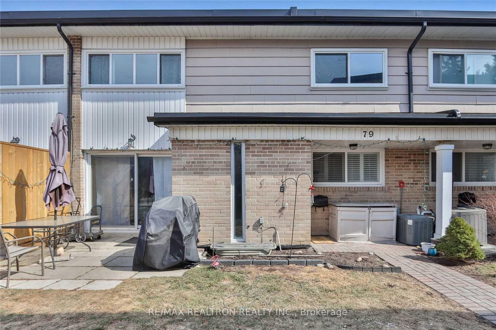 79 - 925 Bayly Street W, West Shore, Pickering photo number 2