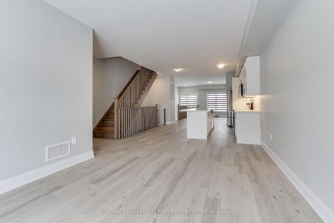 Photo 13 at 1481 Purchase Place, Lefroy, Innisfil