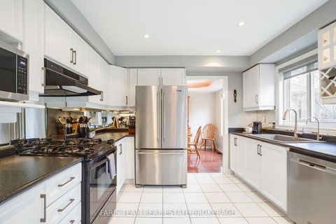 Photo 4 at 14 Bluewater Trail, Bayshore, Barrie