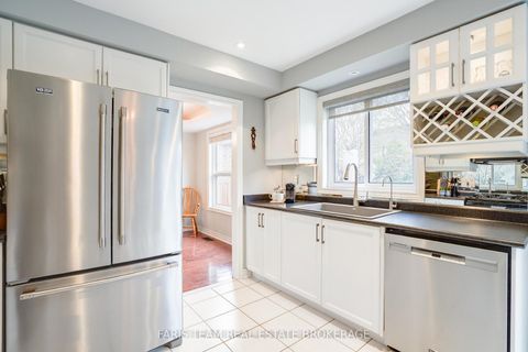Photo 5 at 14 Bluewater Trail, Bayshore, Barrie