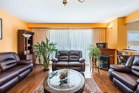 Photo 7 at 141 Dollery Court, Branson, Toronto