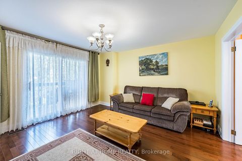 Photo 9 at 141 Dollery Court, Branson, Toronto