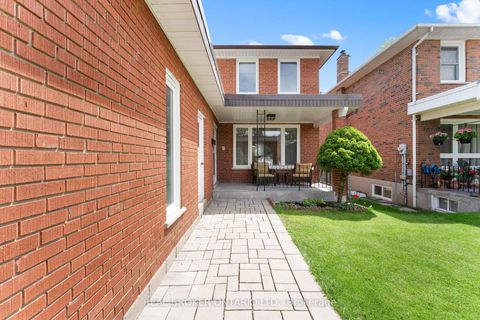 Photo 1 at 111 Madawaska Avenue, Newtonbrook East, Toronto