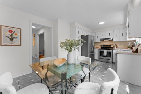 Photo 11 at 111 Madawaska Avenue, Newtonbrook East, Toronto