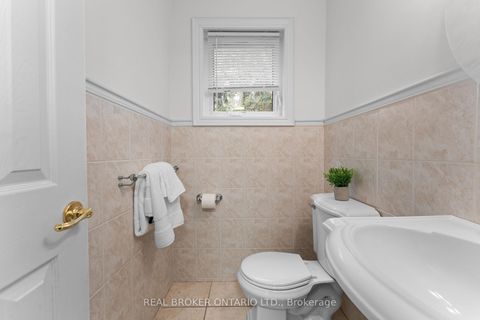 Photo 15 at 111 Madawaska Avenue, Newtonbrook East, Toronto