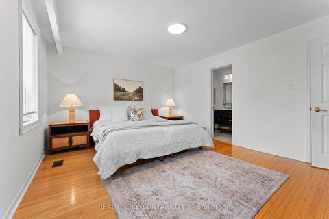 Photo 18 at 111 Madawaska Avenue, Newtonbrook East, Toronto
