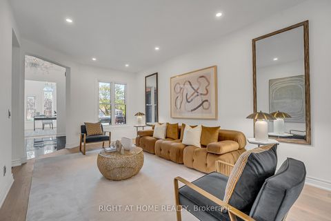 Photo 8 at 71 Ventura Way, Beverley Glen, Vaughan