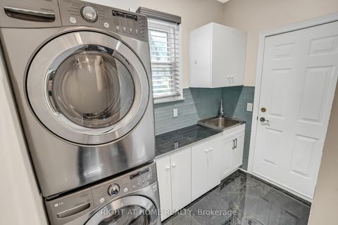 Photo 20 at 71 Ventura Way, Beverley Glen, Vaughan