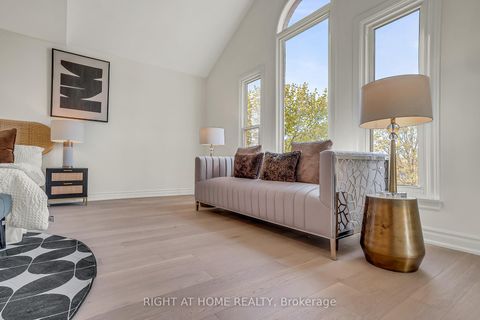 Photo 26 at 71 Ventura Way, Beverley Glen, Vaughan