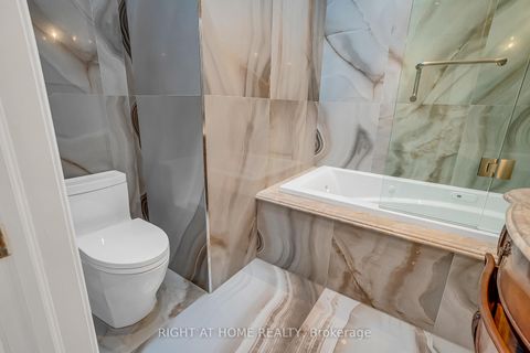 Photo 32 at 71 Ventura Way, Beverley Glen, Vaughan