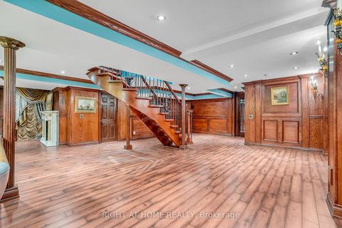 Photo 39 at 71 Ventura Way, Beverley Glen, Vaughan