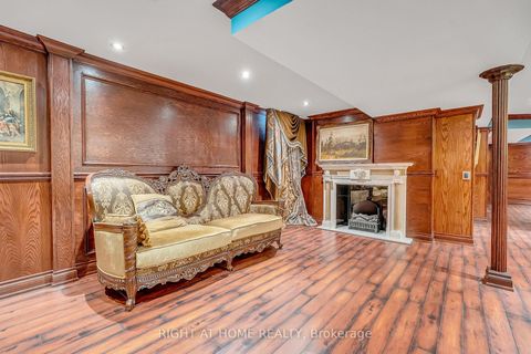 Photo 42 at 71 Ventura Way, Beverley Glen, Vaughan