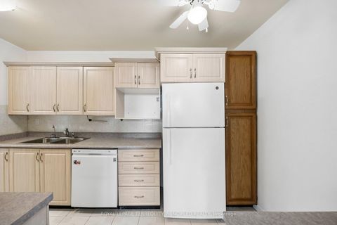 Photo 3 at 611 - 335 Driftwood Avenue, Black Creek, Toronto