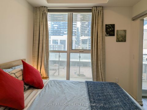 Photo 8 at 609 - 15 Lower Jarvis Street, Waterfront Communities C8, Toronto