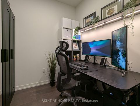 Photo 11 at 609 - 15 Lower Jarvis Street, Waterfront Communities C8, Toronto