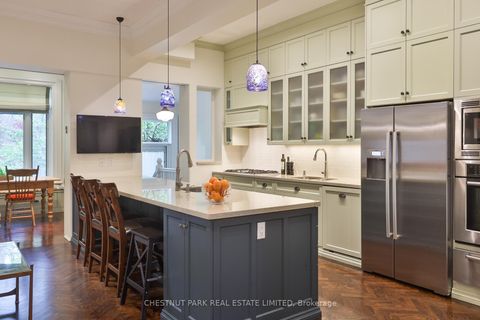 Photo 12 at 67 Madison Avenue, Annex, Toronto