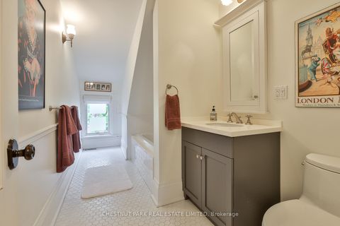 Photo 34 at 67 Madison Avenue, Annex, Toronto