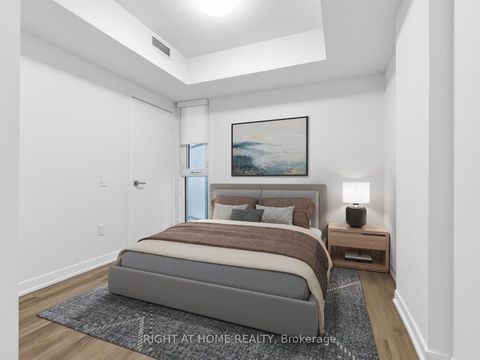 Photo 4 at 423 - 500 Wilson Avenue, Clanton Park, Toronto