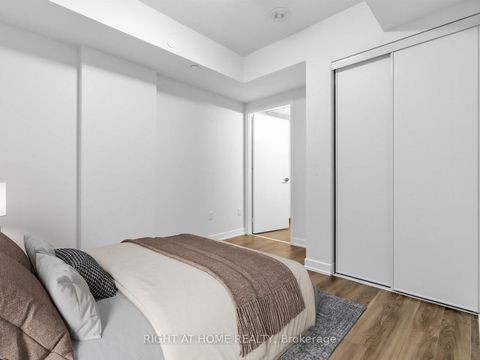 Photo 5 at 423 - 500 Wilson Avenue, Clanton Park, Toronto