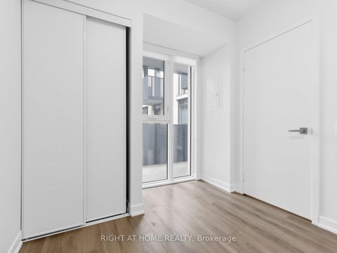 Photo 7 at 423 - 500 Wilson Avenue, Clanton Park, Toronto